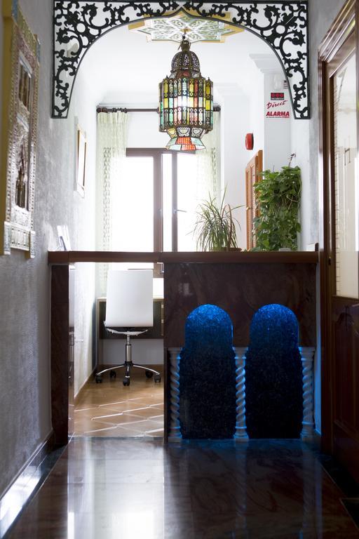 נרחה Hostal Alhambra - Adults Only מראה חיצוני תמונה